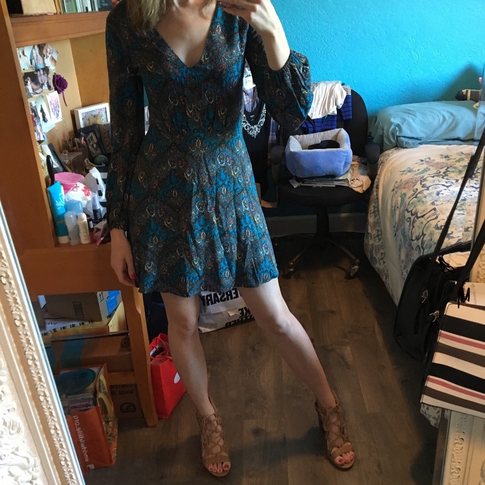 ✨HP✨ Super Cute Alice + Olivia Dress NWOT • Size 2 - Picture 6 of 6